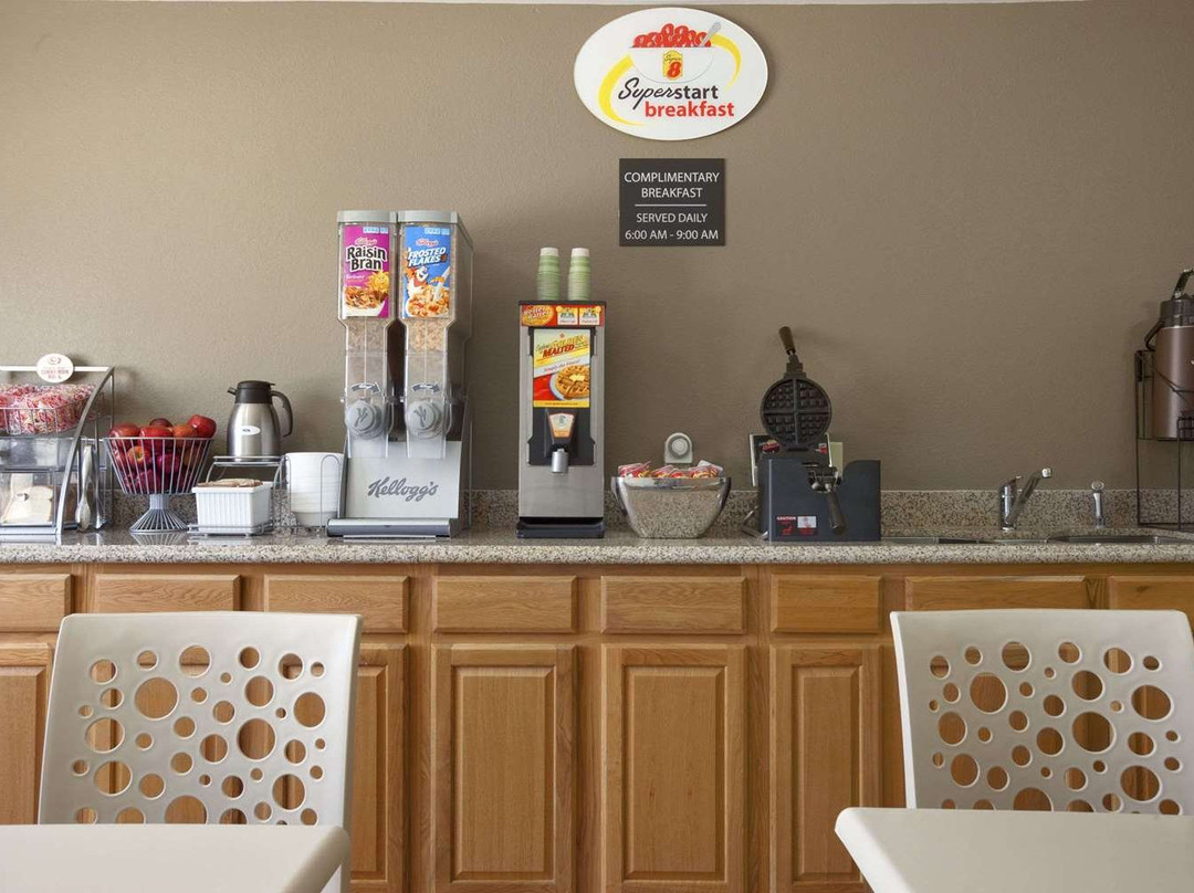 Super 8 by Wyndham Fremont NE主图