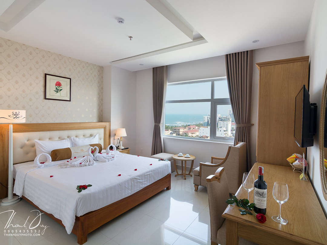 Royal Family Hotel主图