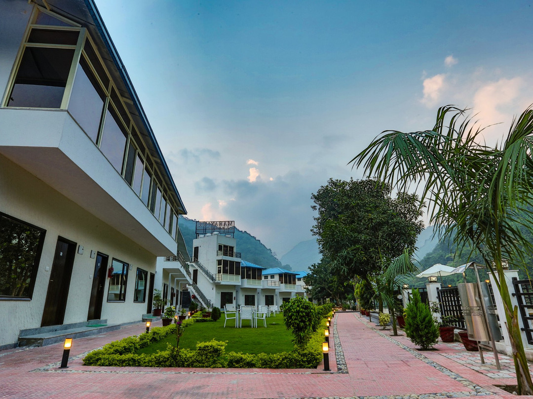 Ezzenza Mahayana Resort & Spa主图