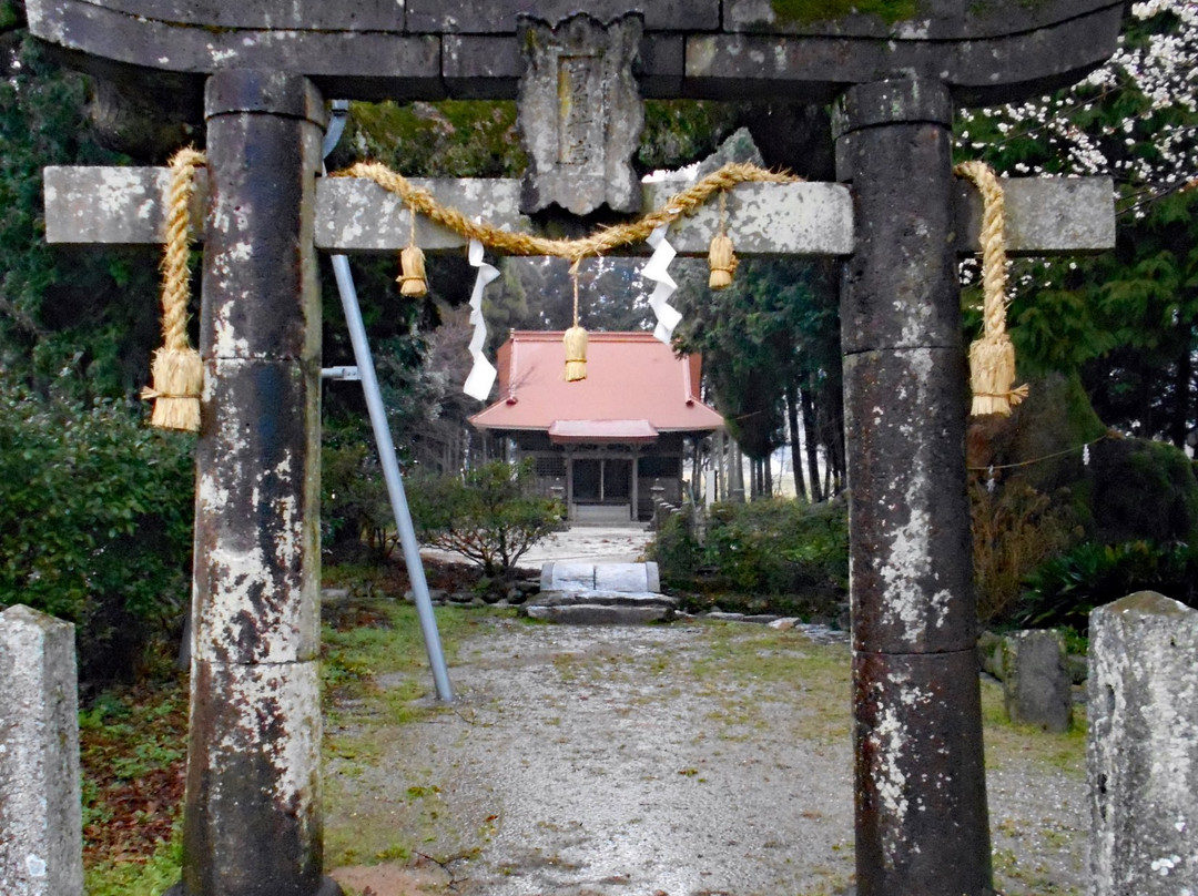 Oshitori Shrine景点图片