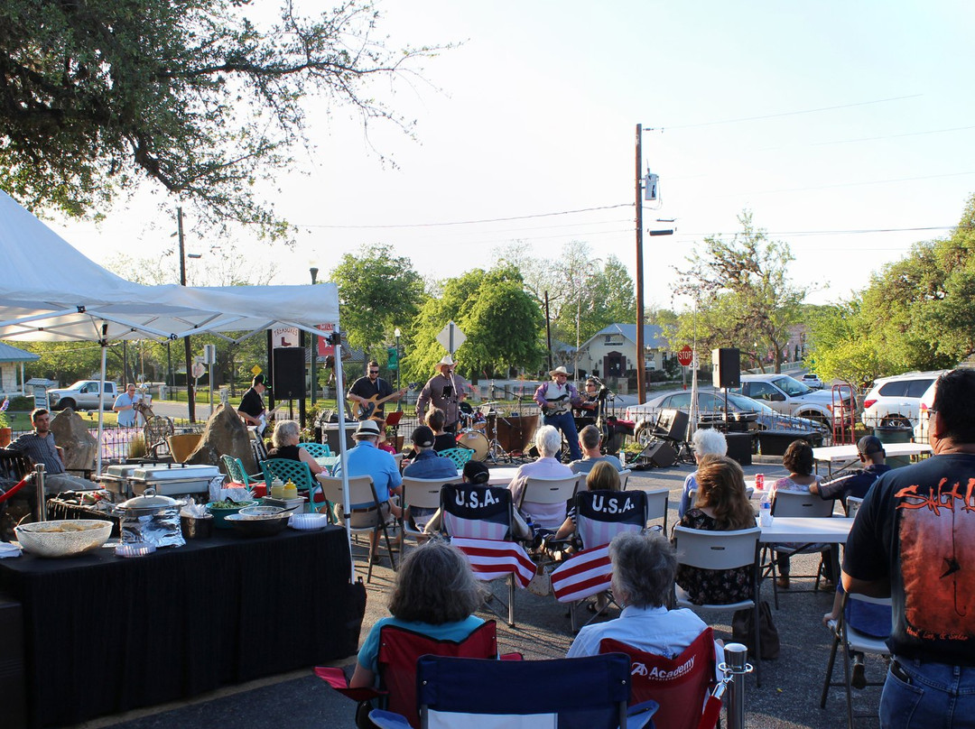 Texas Treasures Fine Art Gallery-Boerne必去景点