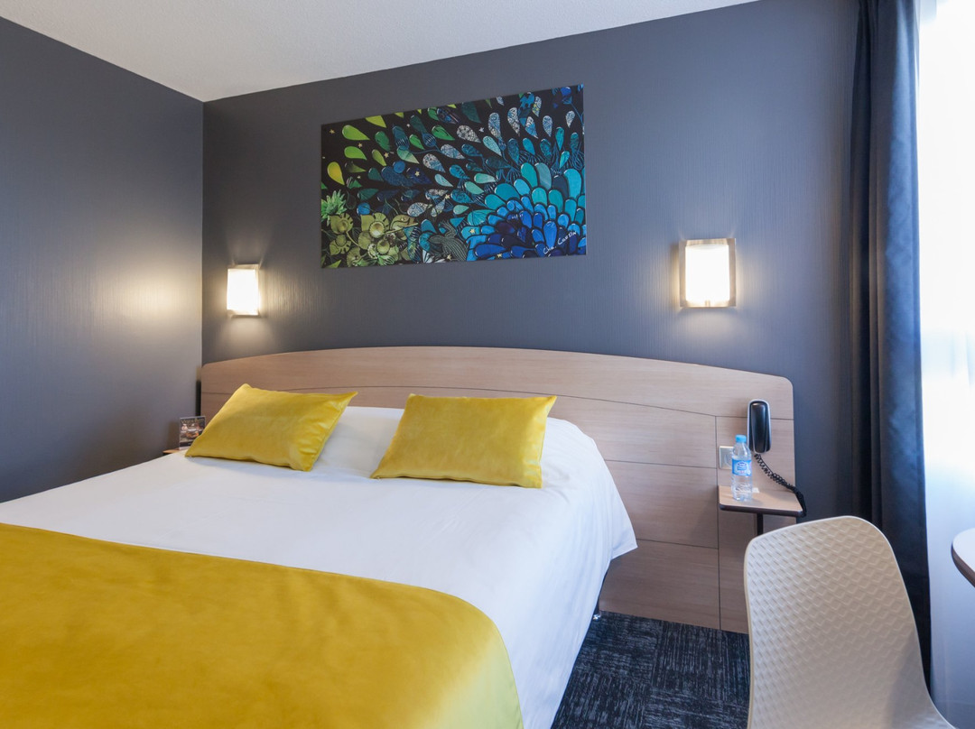 基里亚德尼奥特酒店主图