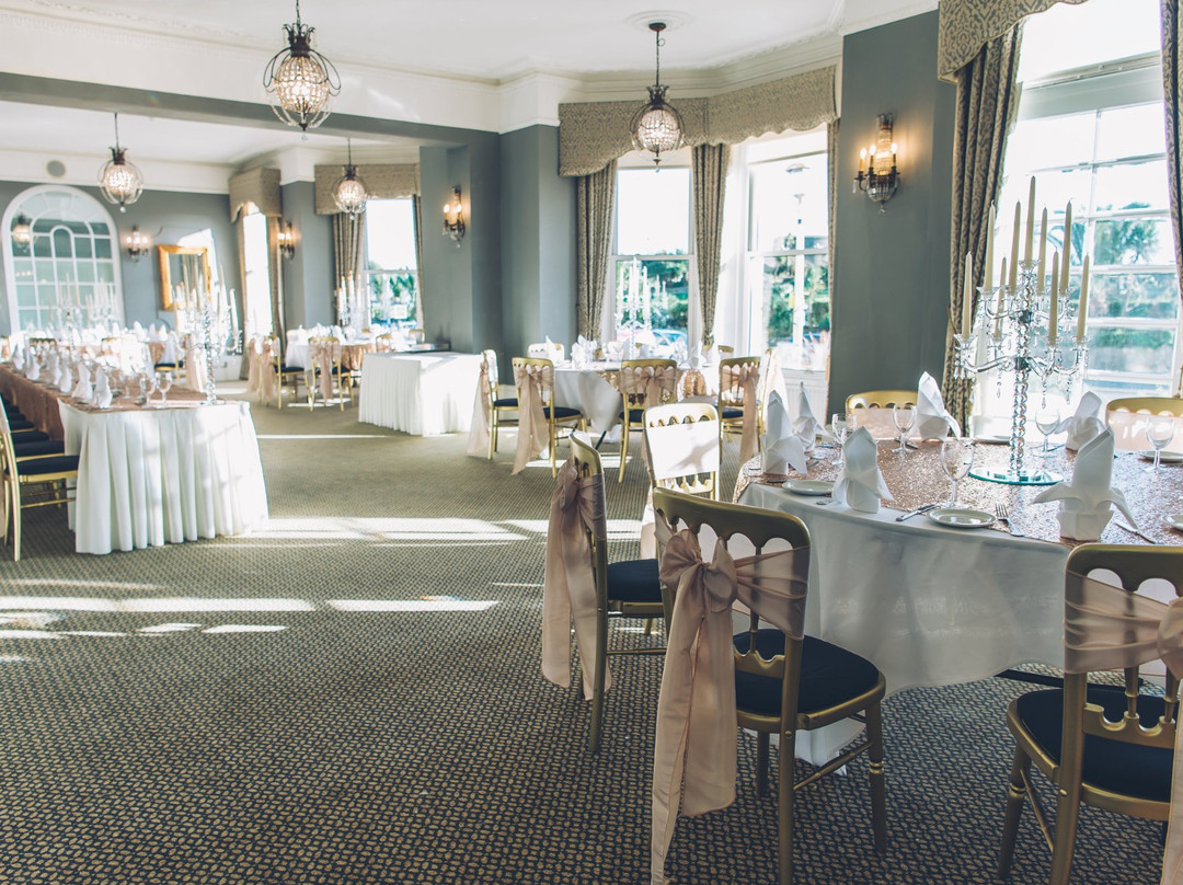 The Lansdowne Hotel, Eastbourne主图