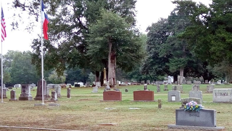 Oak Grove Cemetery景点图片