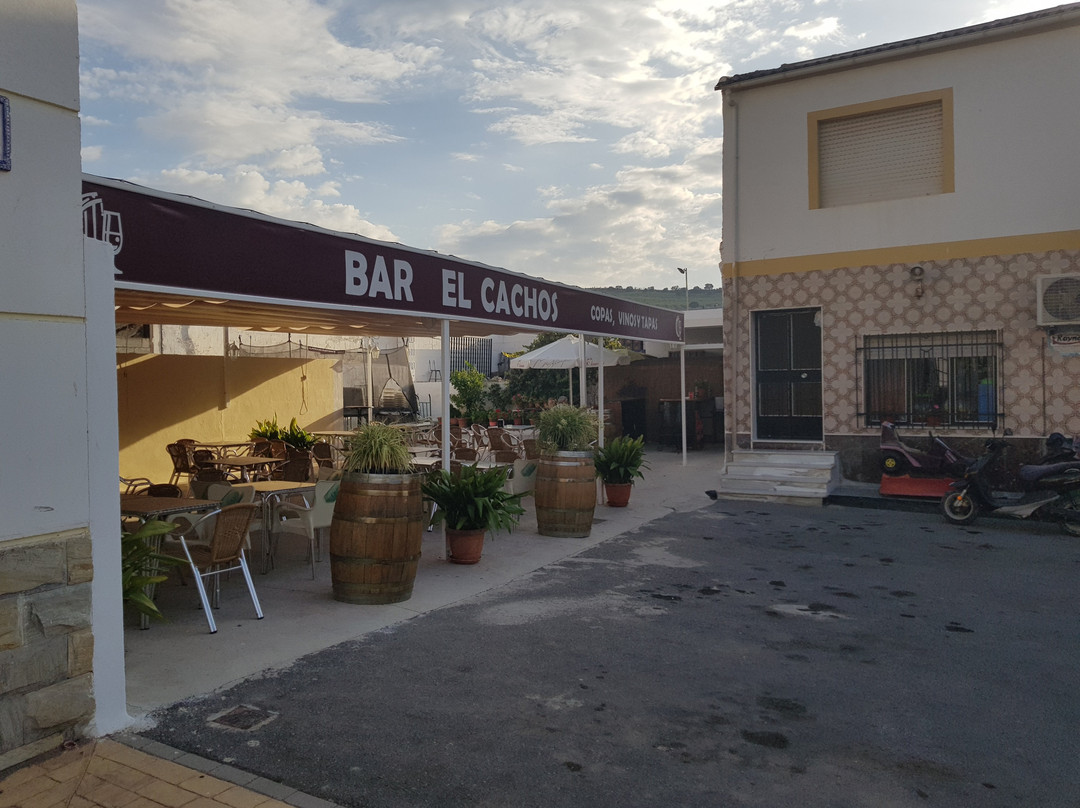 Moraleda de Zafayona餐馆和美食-El Cachos