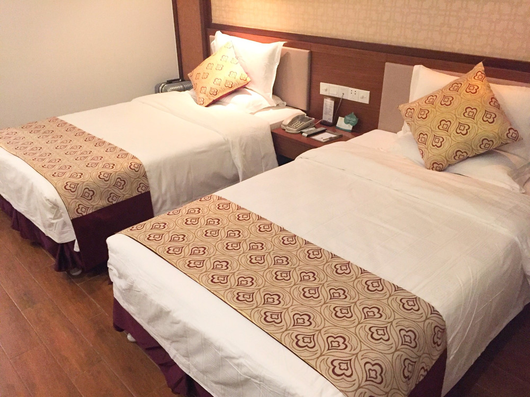 贵旅雷山大酒店主图