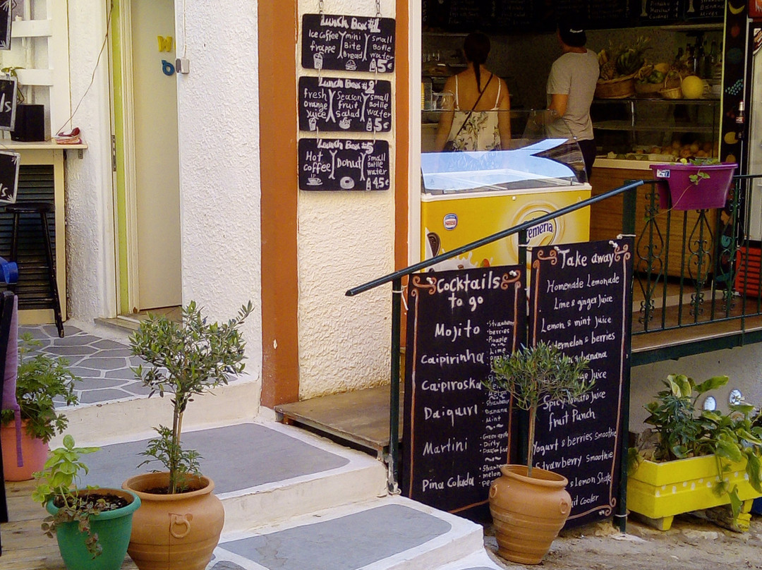 Fresh Juice Bar