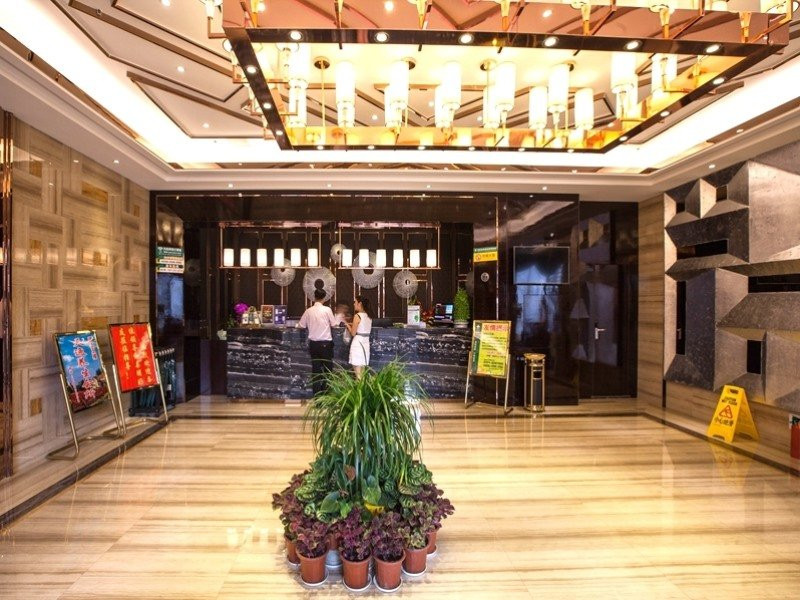 格林豪泰鹰潭交通路中心广场店主图