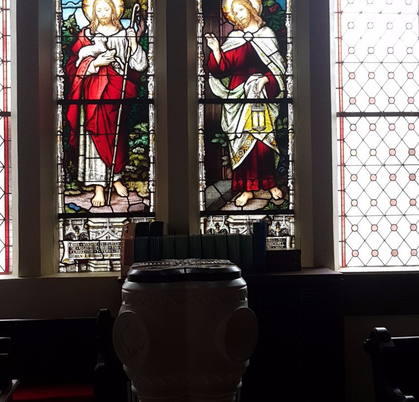 Eglise Anglicane Saint Bartholomew-迪纳尔必去景点