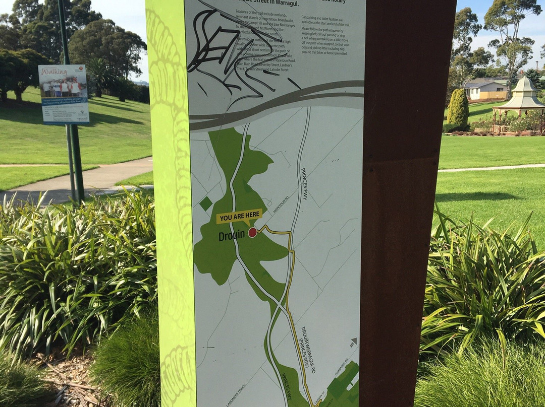 Two Towns Trail-Drouin必去景点