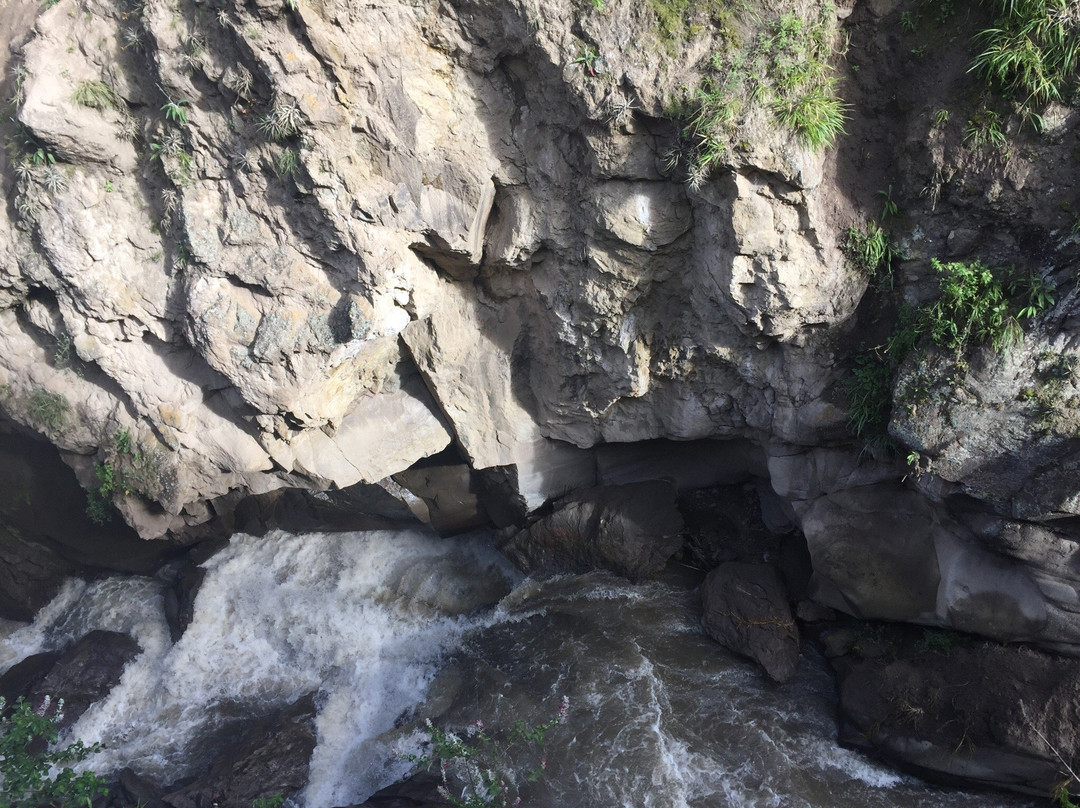 Santitour-基多必去景点