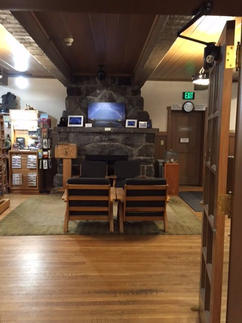 Crater Lake National Park - Steel Visitor's Center景点图片