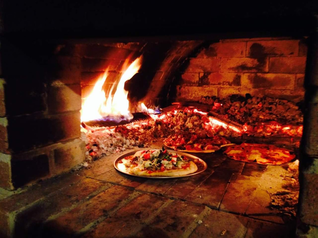 苏伊士餐馆和美食-Pizza Shakshok