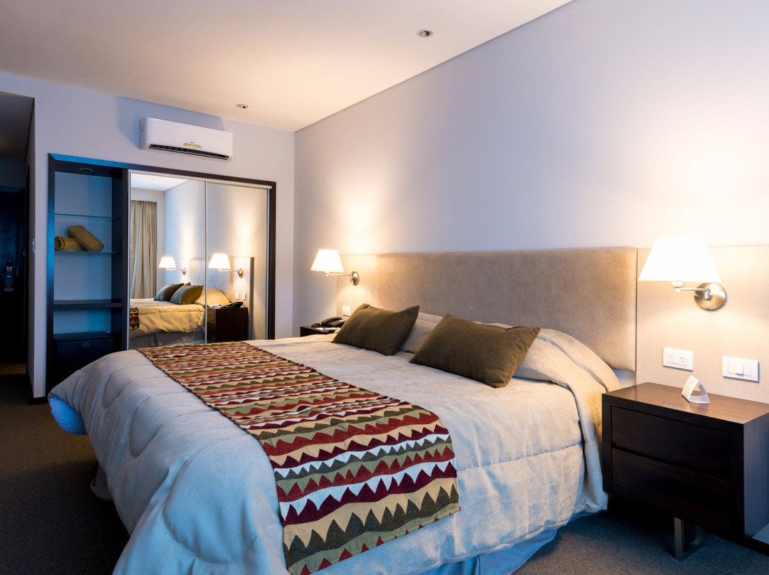 Howard Johnson Plaza Villa Carlos Paz