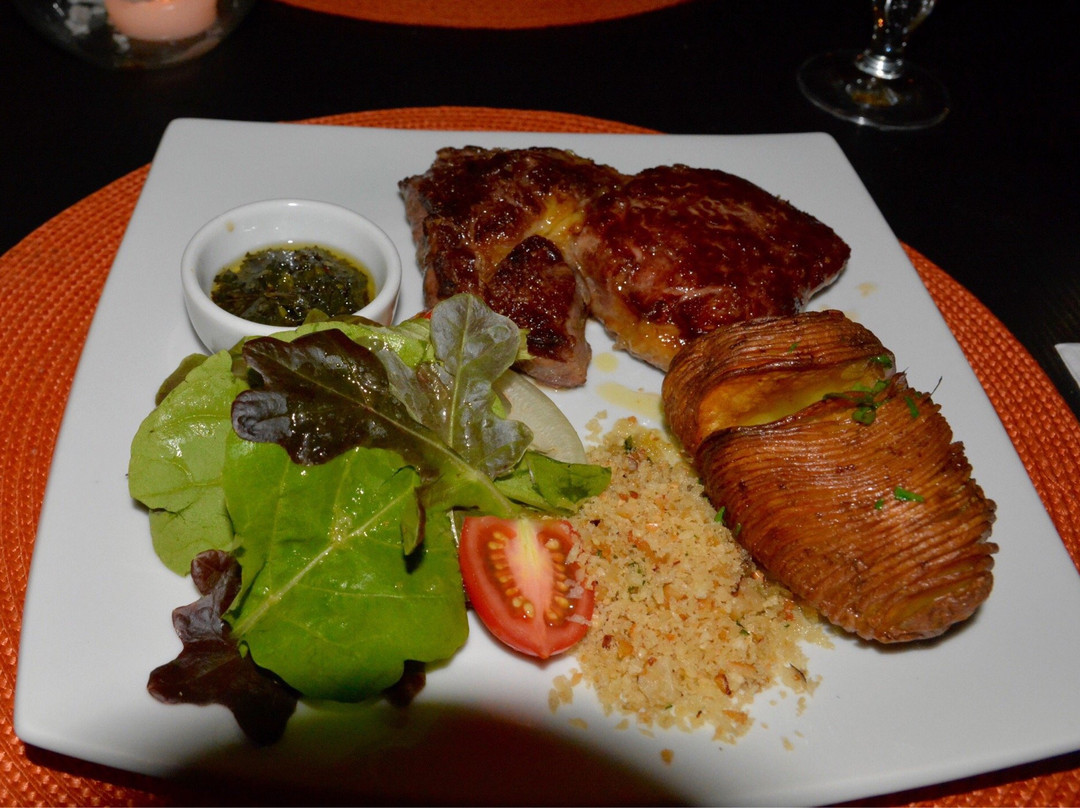 Soltana - Tragos y Cocina