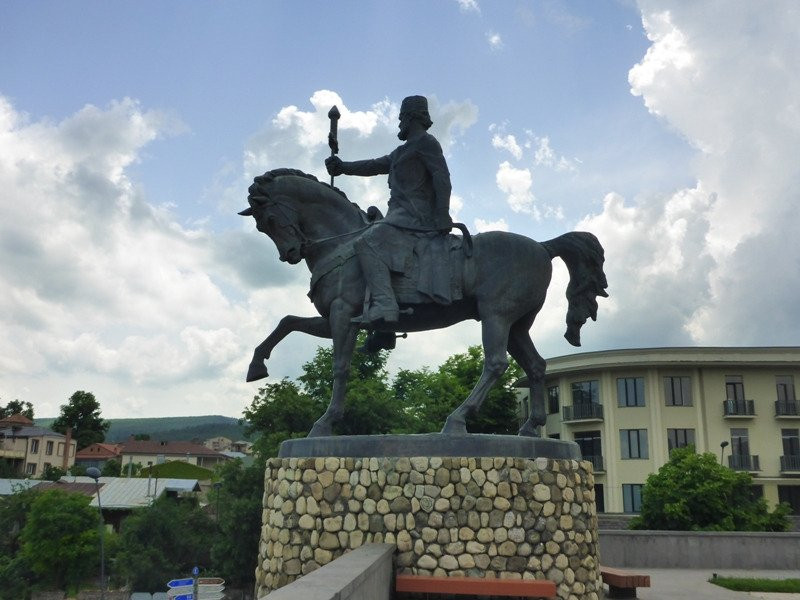Monument to Heraclius II-Telavi必去景点