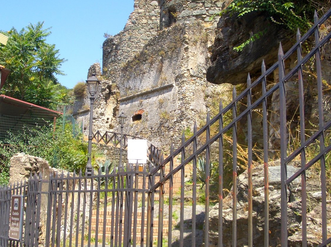 Castello Normanno-svevo Di Nicastro-拉梅齐亚泰尔梅必去景点