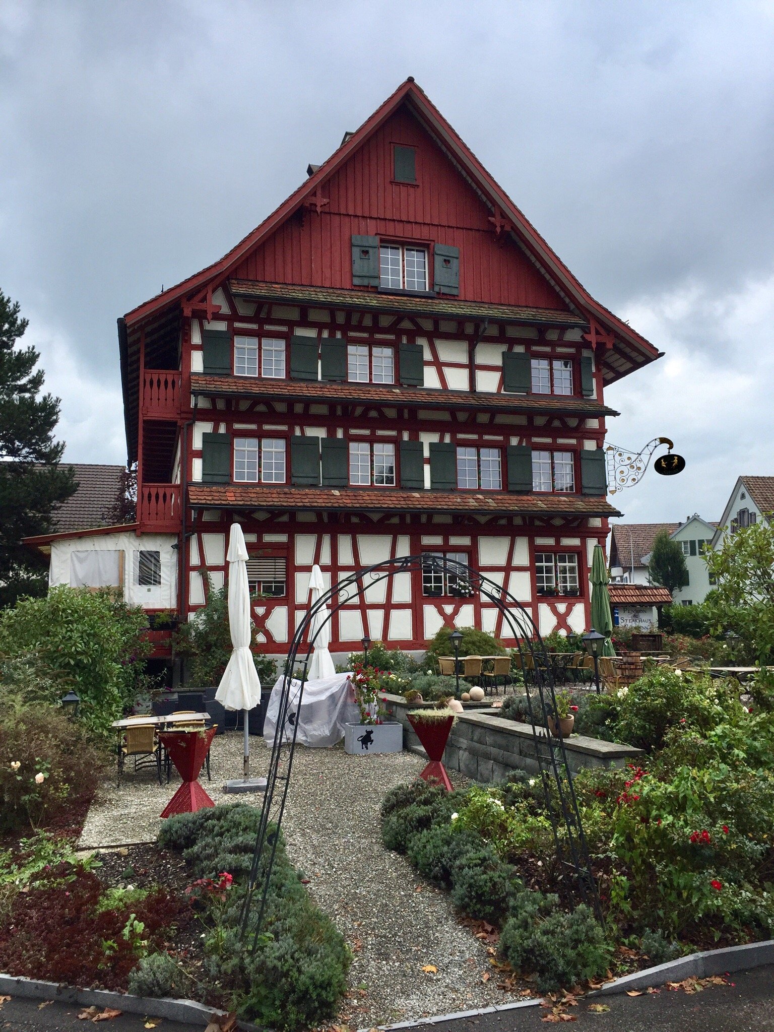 Hotel Garni Frohsinn-官方