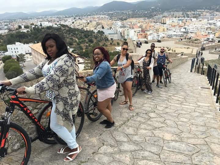 Isla Bike-博萨海滩必去景点