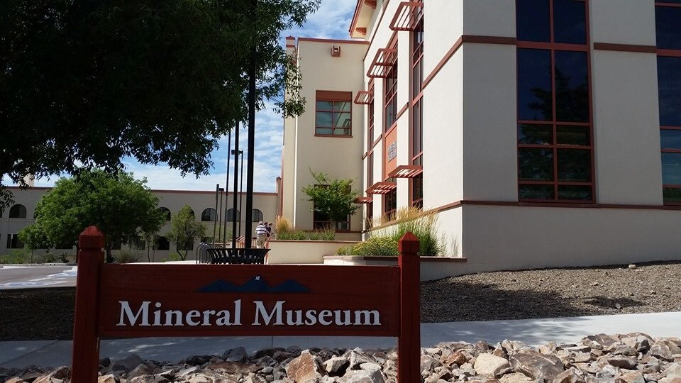 Mineralogical Museum-索科罗必去景点