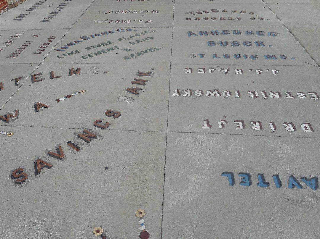 Czech Village / New Bohemia District-锡达拉皮兹必去景点