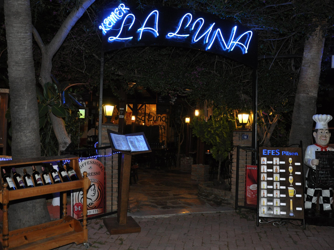 Kemer La luna Restaurant