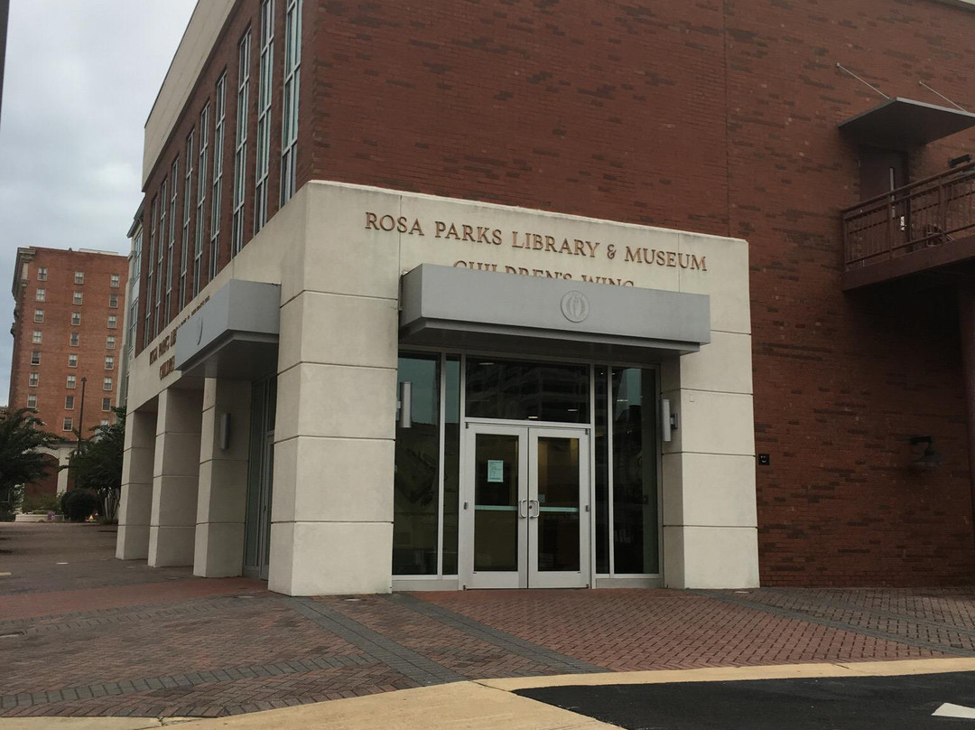 Rosa Parks Arrest Site-蒙哥马利必去景点