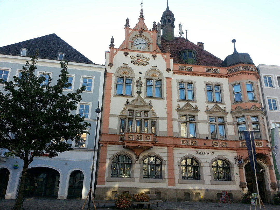 Rathaus-因河畔布劳瑙必去景点