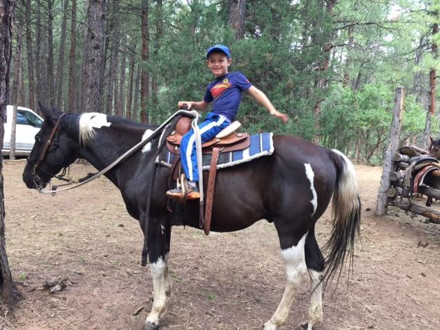 Hole in the Wall Stables-杜兰戈必去景点