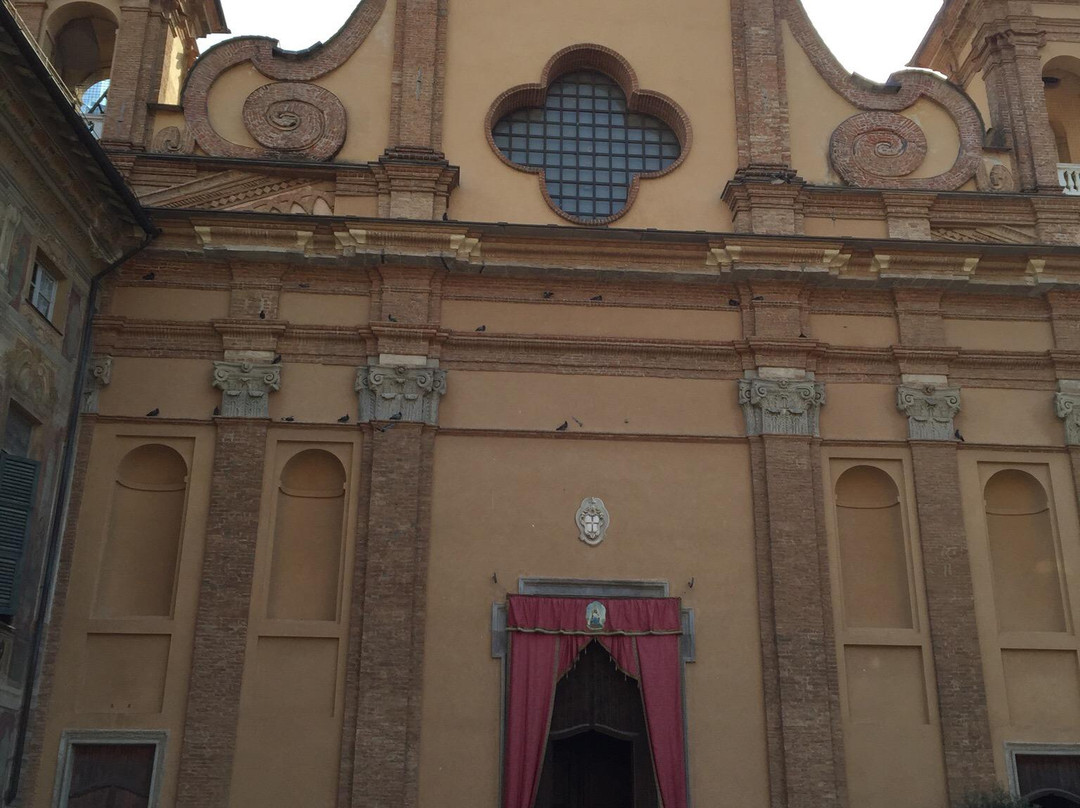 Parrocchia Di S. Andrea in Colleggiata-诺维利古雷必去景点