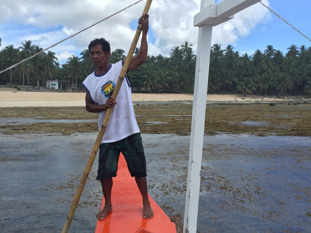 Magpupungko Beach-锡亚高岛必去景点