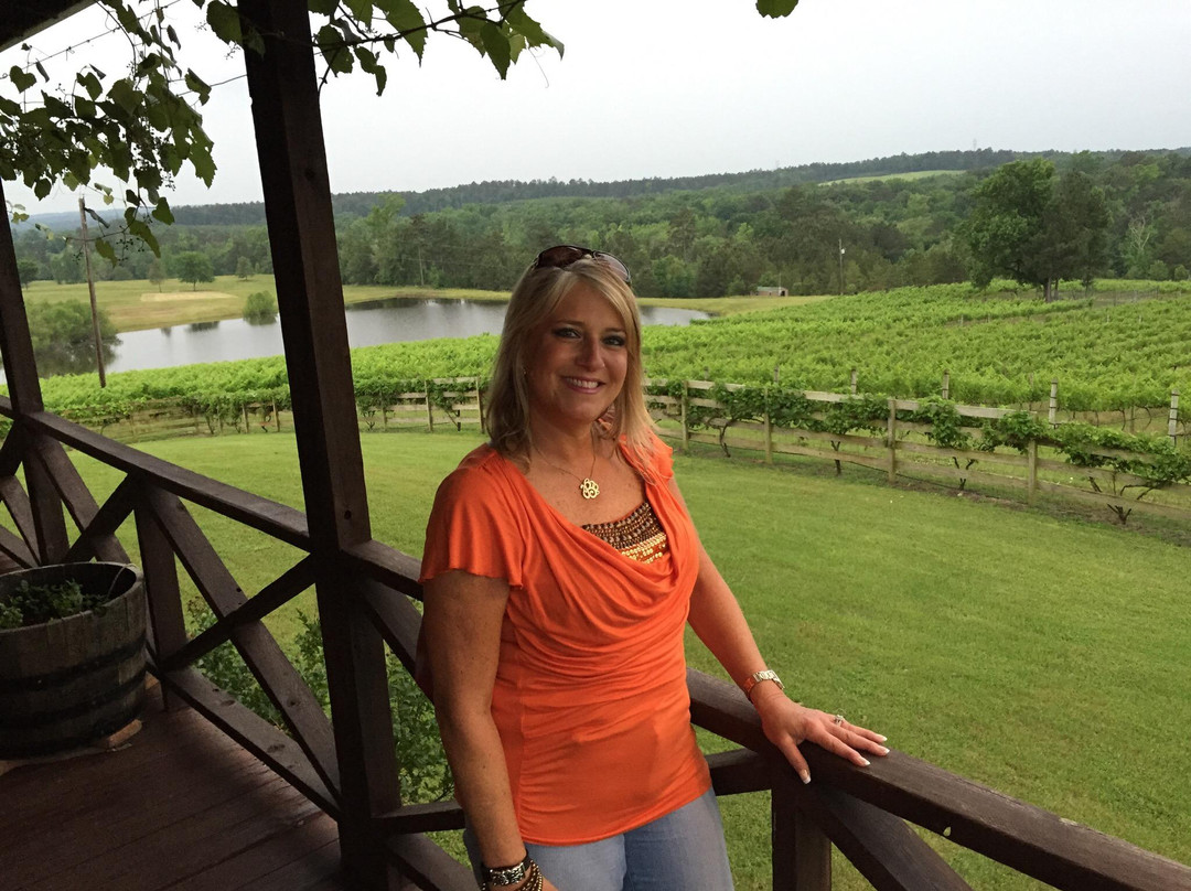 Enoch's Stomp Vineyard & Winery-Harleton必去景点