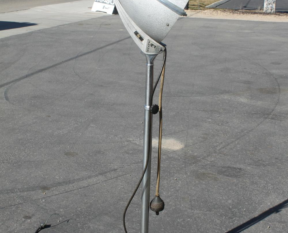 Rusty Retro Antiques & Oddities-楠帕必去景点