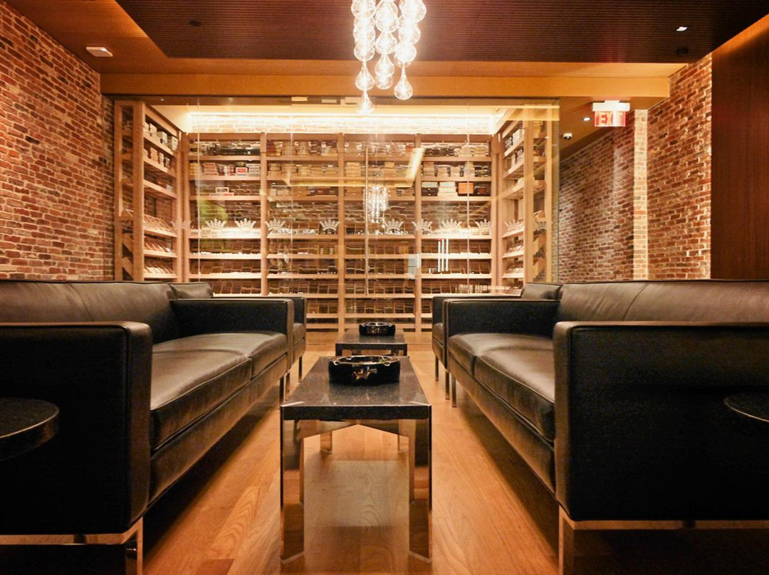 ASHTON CIGAR BAR-费城必去景点
