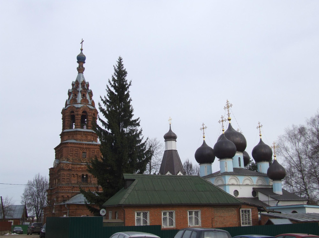 Holy Trinity Church, Chashnikovo景点图片