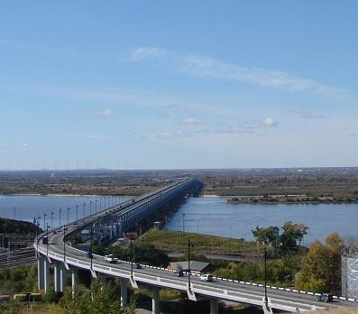 The Bridge Across the River Amur景点图片