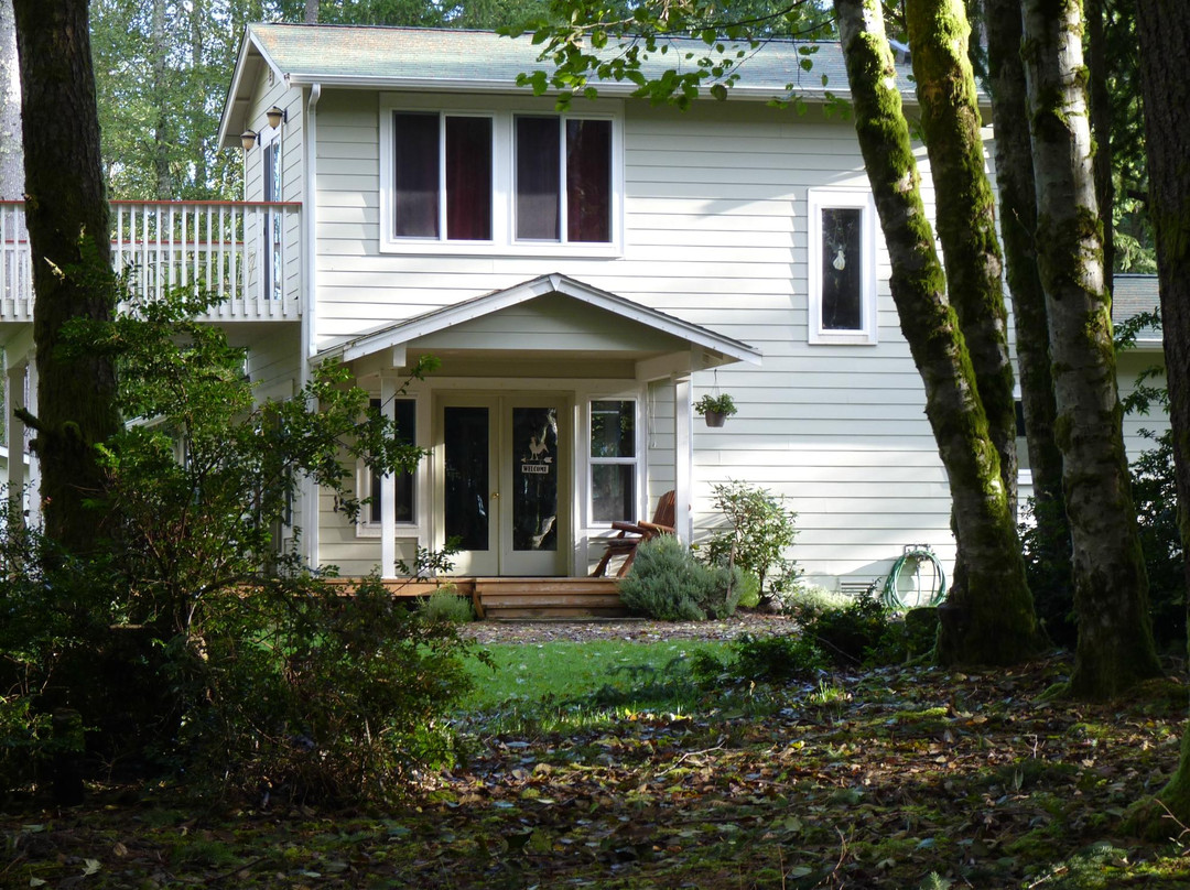 Whispering Firs Bed and Breakfast