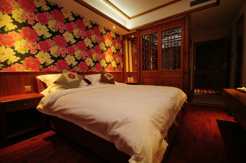 易佳时尚酒店主图