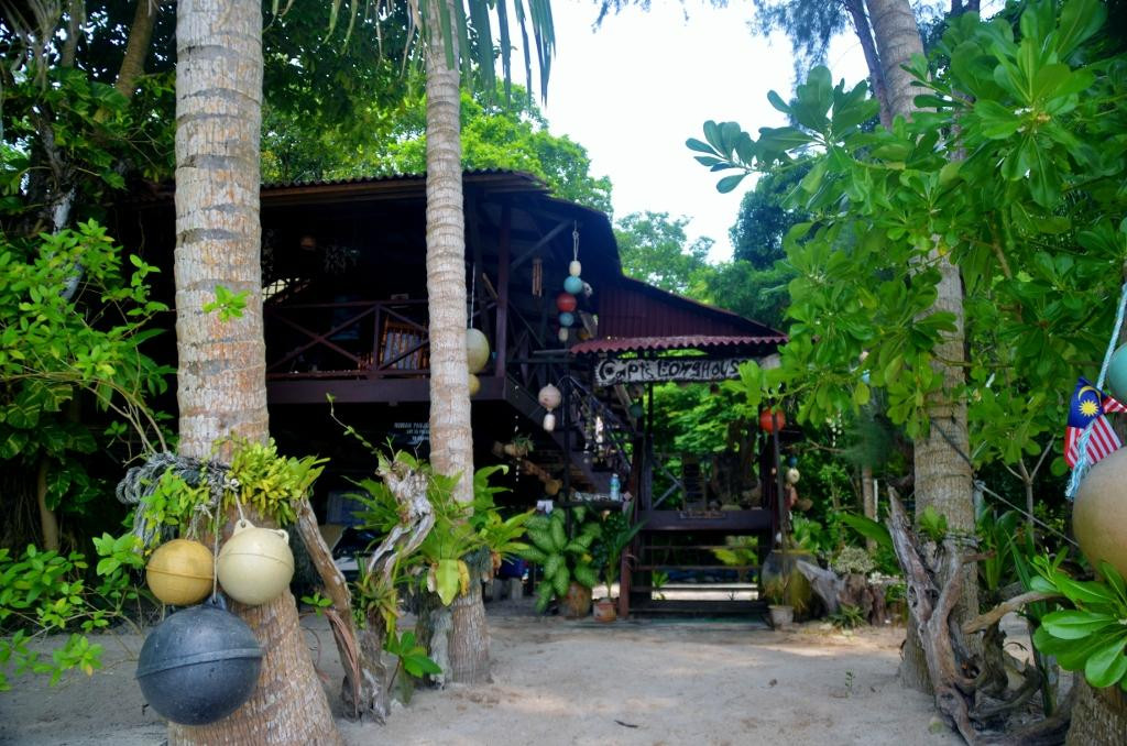 Capt's Longhouse