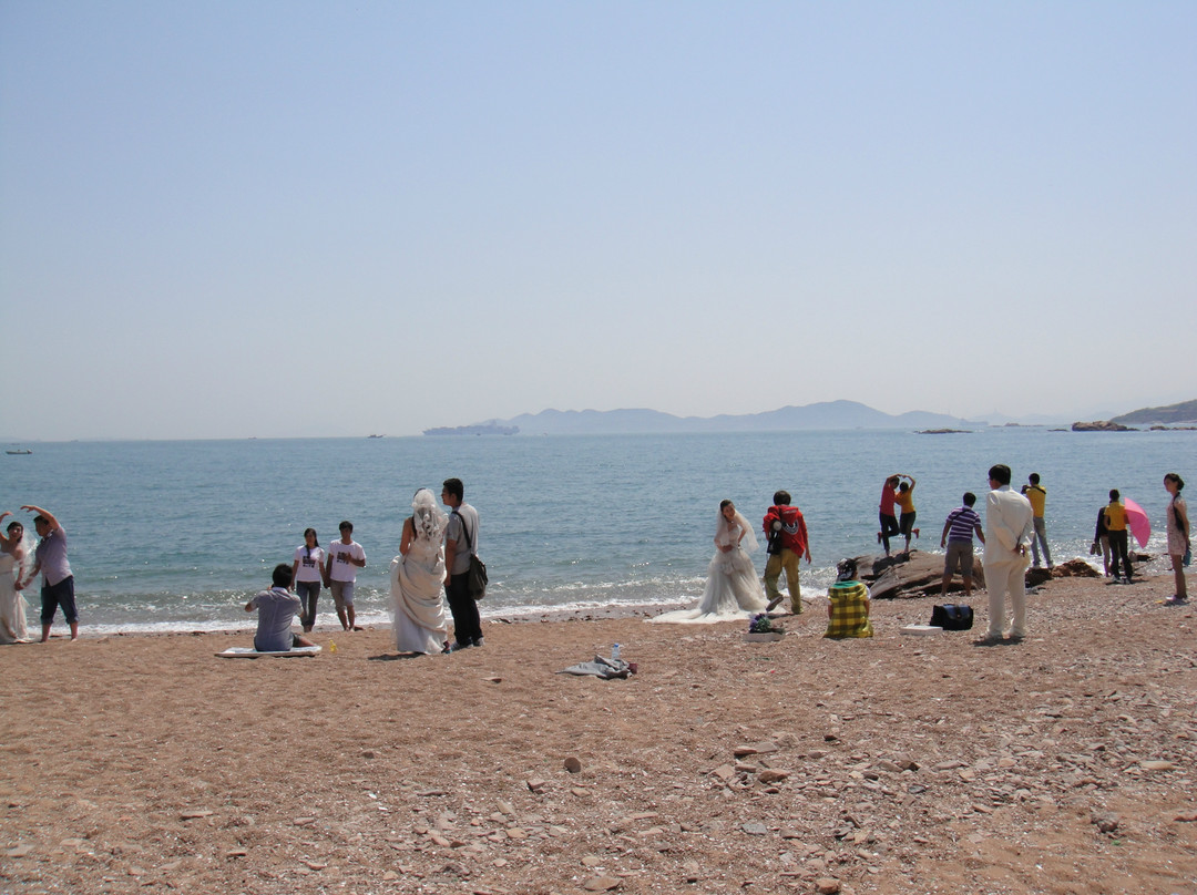 青岛石老人海水浴场-青岛市必去景点