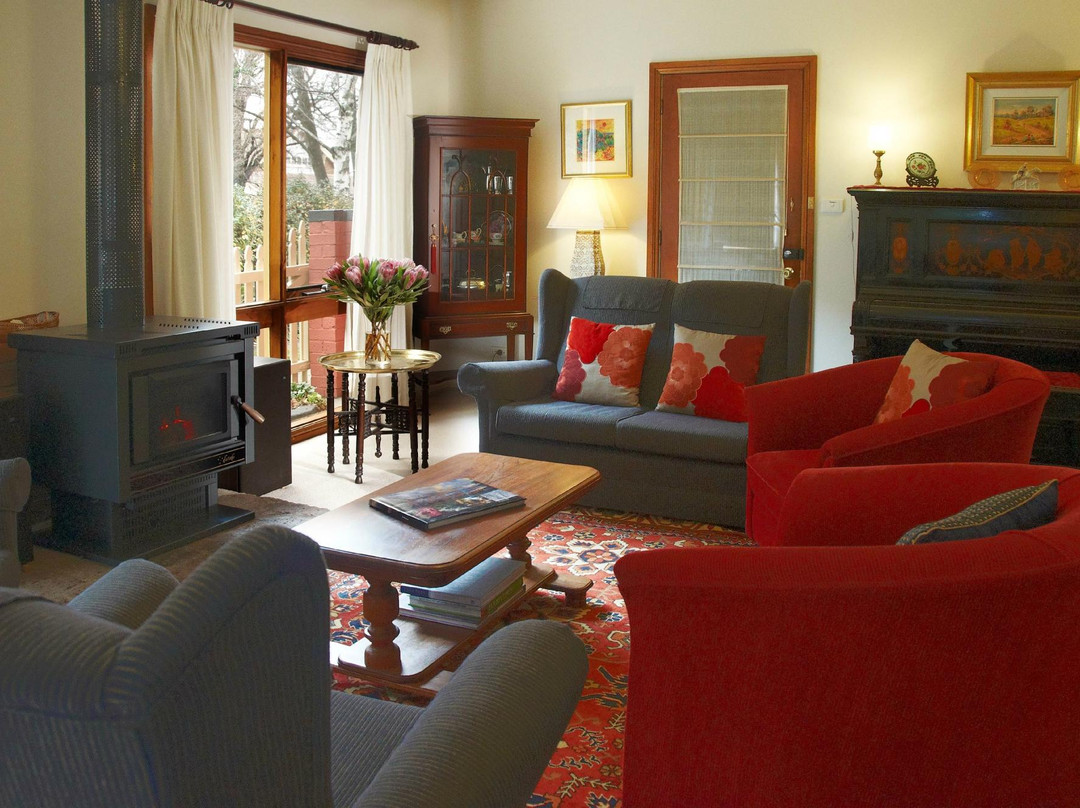 Camelia Cottage主图