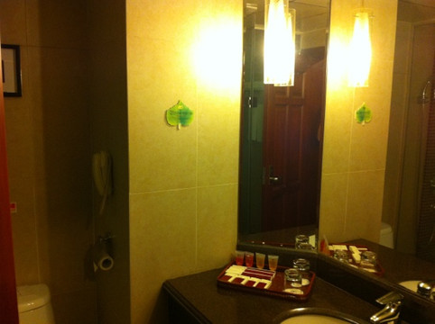 鸿丰大酒店主图