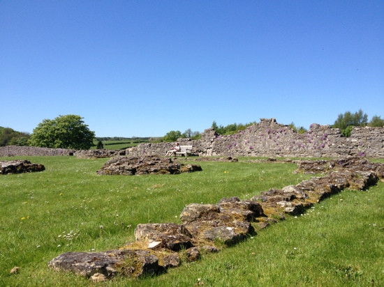 Helmsley Castle景点图片