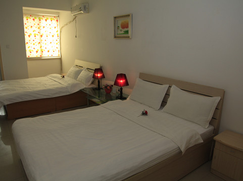 威斯丁快捷酒店主图