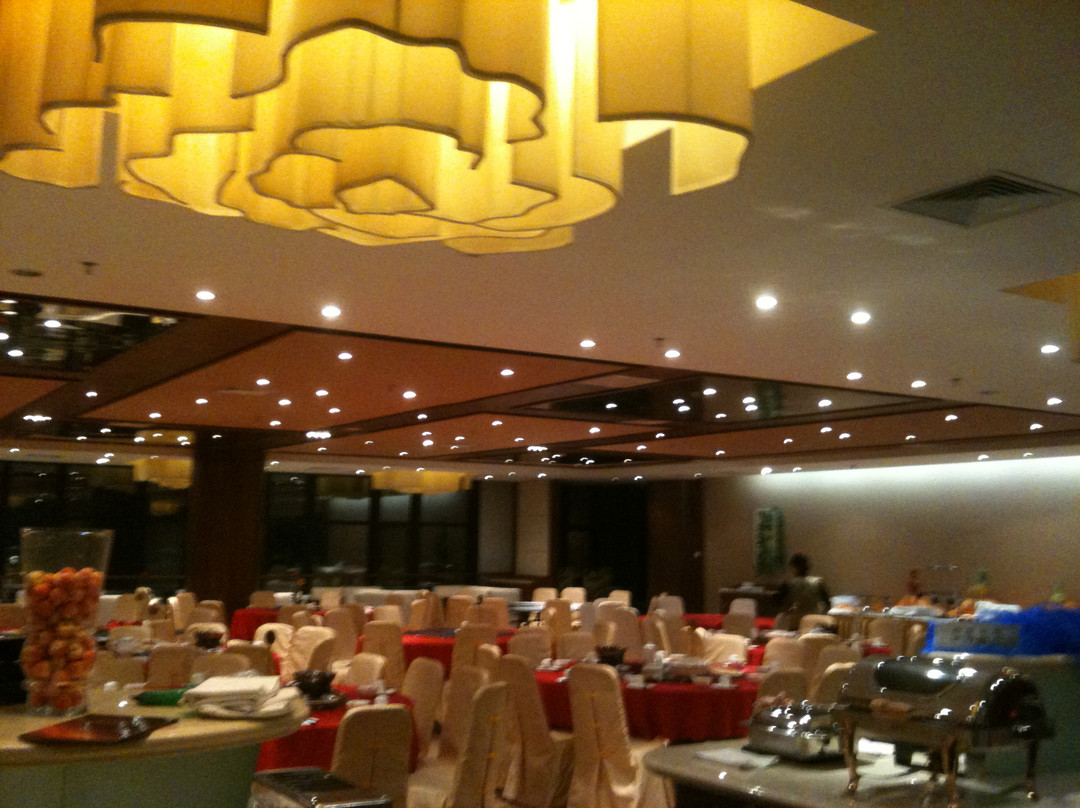 黄山轩辕国际大酒店主图