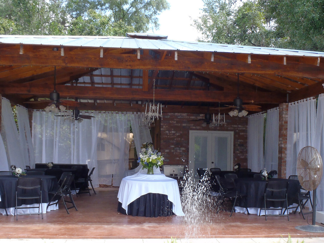 Henry Smith House主图