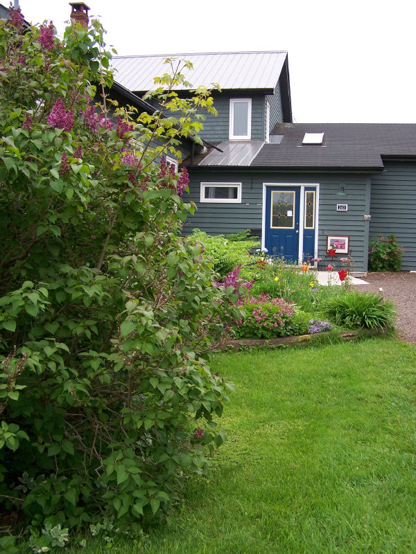 Beside The Trail Bed and Breakfast主图