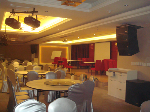 荣誉大酒店-客卧