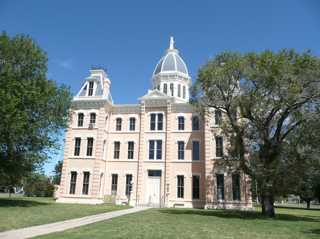 Presidio County Courthouse-马尔法必去景点