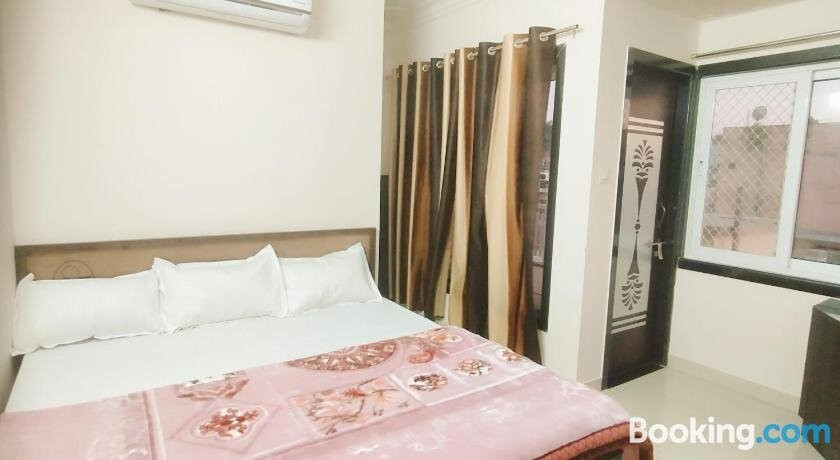 Hotel Shree Chandram